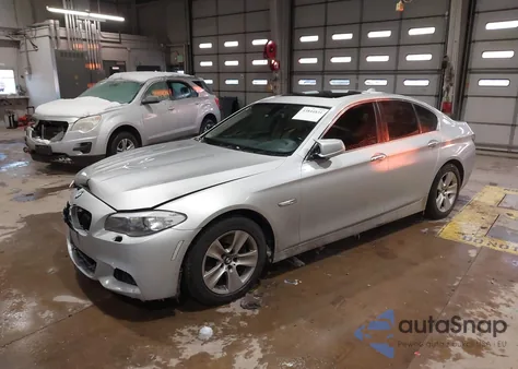 2013 BMW 528I xDrive z USA, uszkodzony, nr VIN WBAXH5C57DD113256